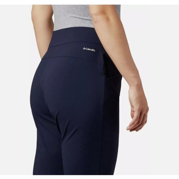 Columbia Women's Active Fit Omni-Shield Pull-On Capri Blue - Picture 1 of 4